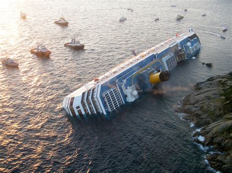 cruise ships that crashed